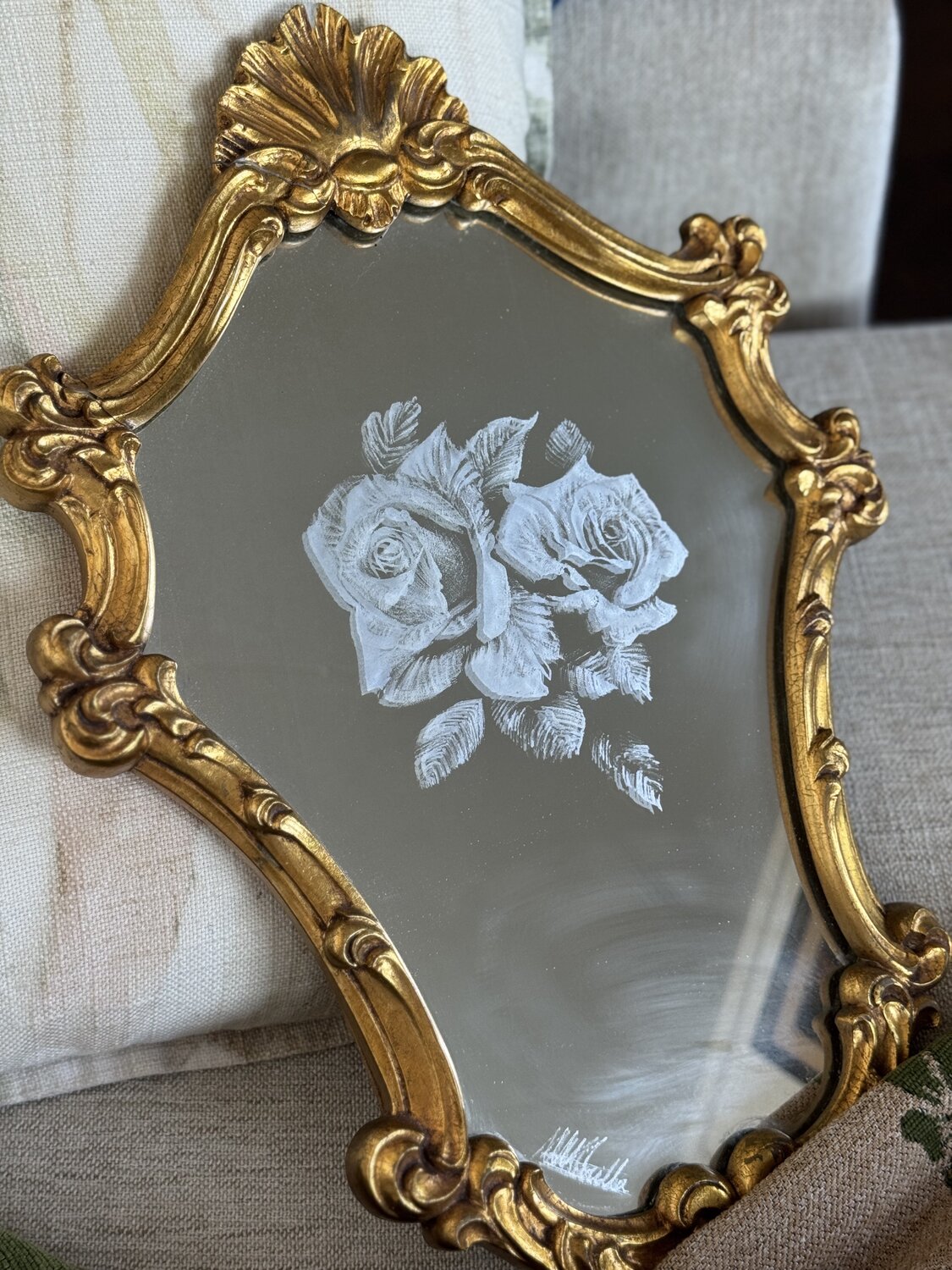 "Roses" engraved mirror